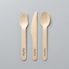 Bulk wholesale carton of four hundred pieces individually wrapped wooden cutlery sets ready for commercial catering distribution.
