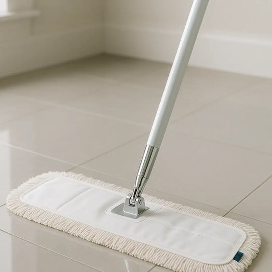 Grey Nylon Polish Spreader – 610mm Wide Head for Even Floor Coating.